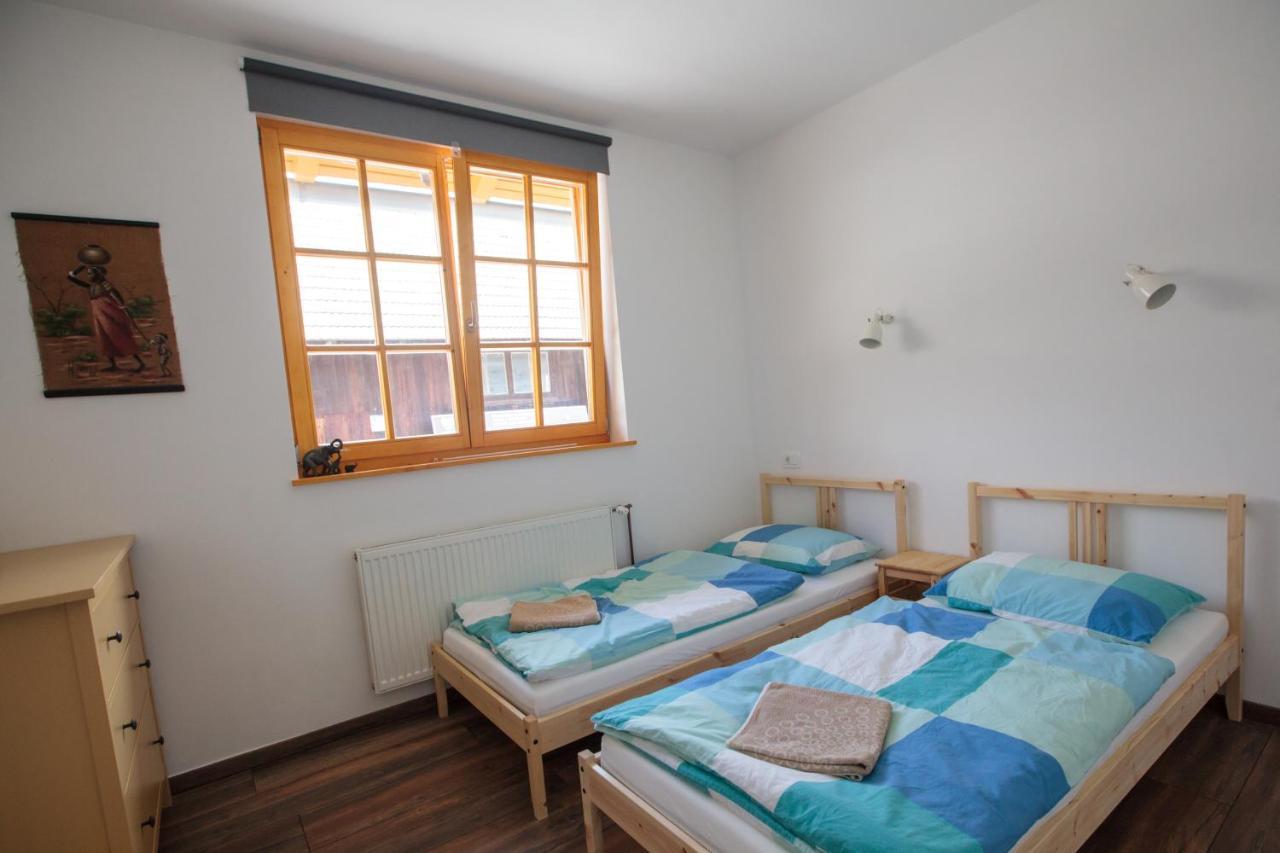 Bikeski Family Hotel, B&B, Apartaments, Rooms Mezica Exterior foto